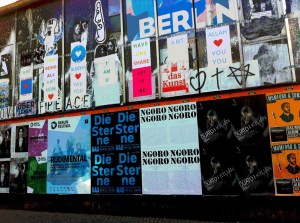 streat art wall berlin 