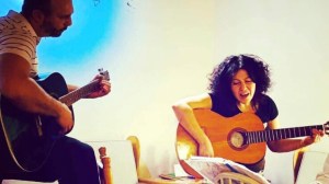 daze on the guitar with frank